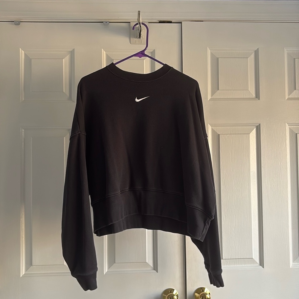 Nike cropped crewneck
